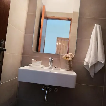 Apartment Pansion Thanos *