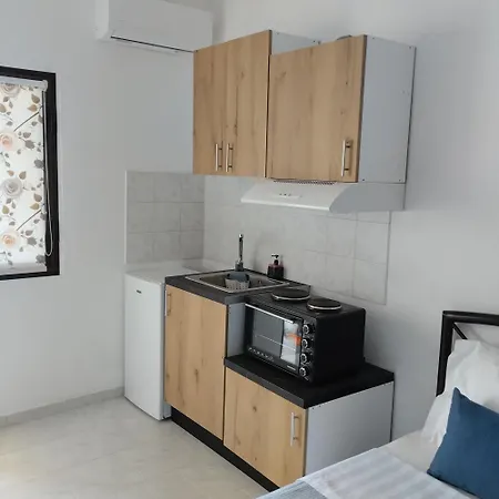 Apartment Pansion Thanos *