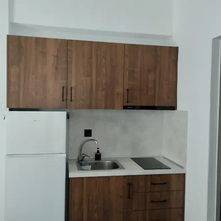 Apartment Pansion Thanos *