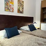 アパート Thanos ,rooms And *