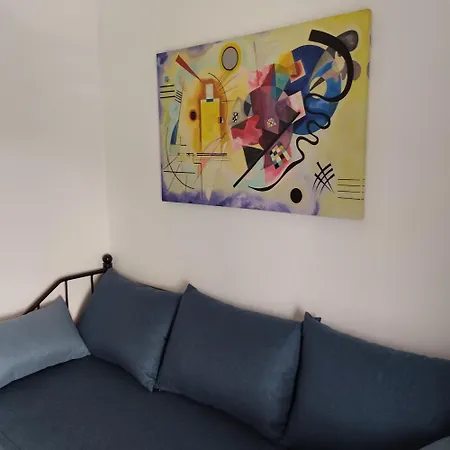 Thanos ,rooms And Appartement