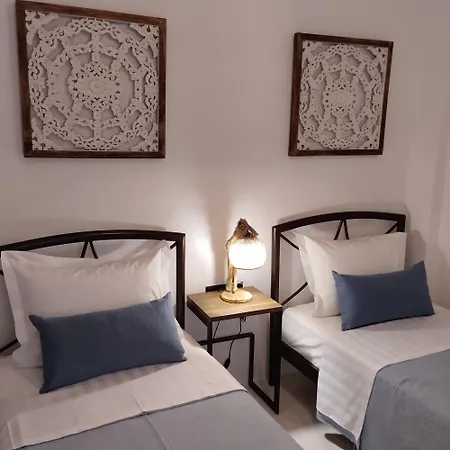 Thanos ,rooms And Ouranoupoli