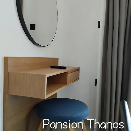 Thanos ,rooms And Appartement *