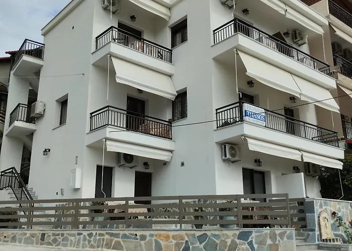 Thanos ,rooms And * Ouranoupoli