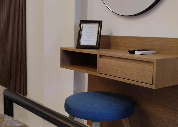 Apartment Thanos ,rooms And *