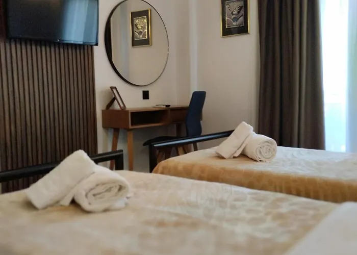 Thanos ,rooms And Ouranoupoli