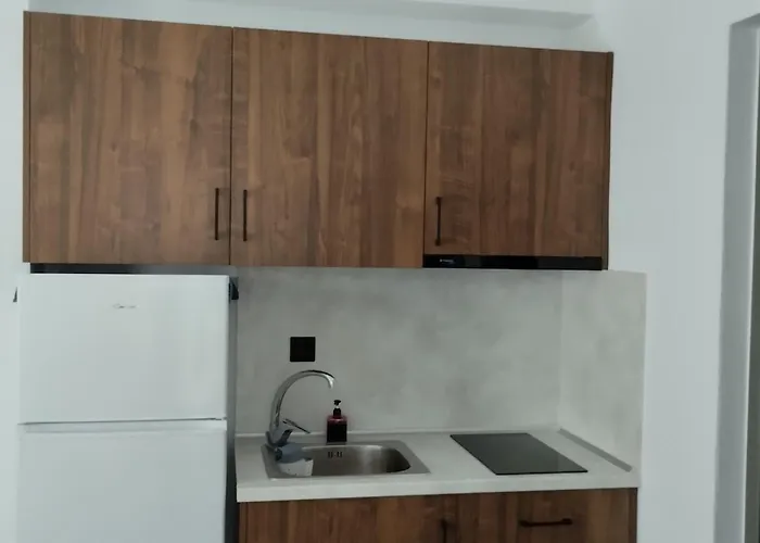 Apartment Thanos ,rooms And *