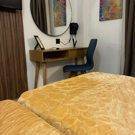 Thanos ,rooms And Διαμέρισμα *