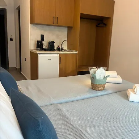 Διαμέρισμα Thanos ,rooms And