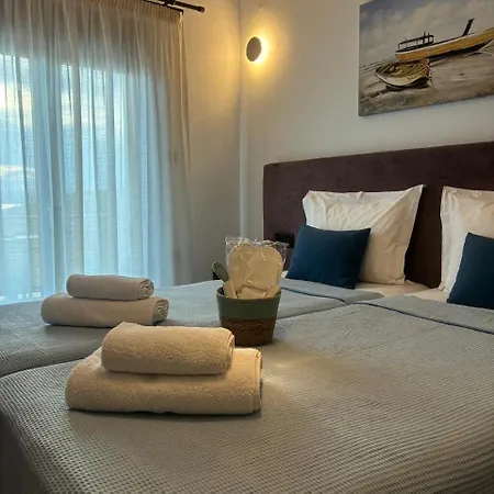 Διαμέρισμα Thanos ,rooms And