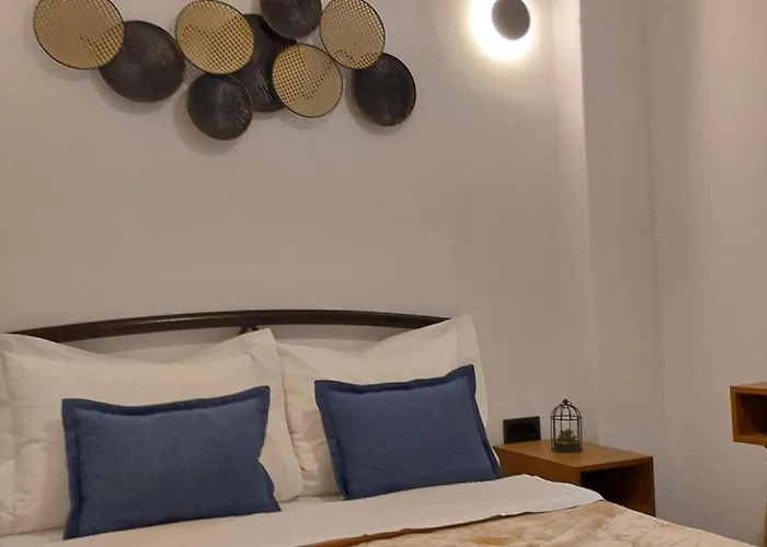 Thanos ,rooms And