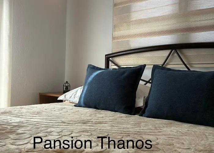 Thanos ,rooms And Апартаменты
